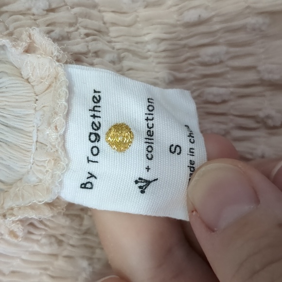 🌹3/15🌹BY TOGETHER Light Pale Pink Blush Frilly Off the Shoulder Flowy Top - Picture 6 of 6